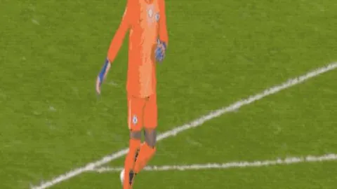 布斯克茨：凯恩眼中巴萨心仪球员，技术价值常遭忽视